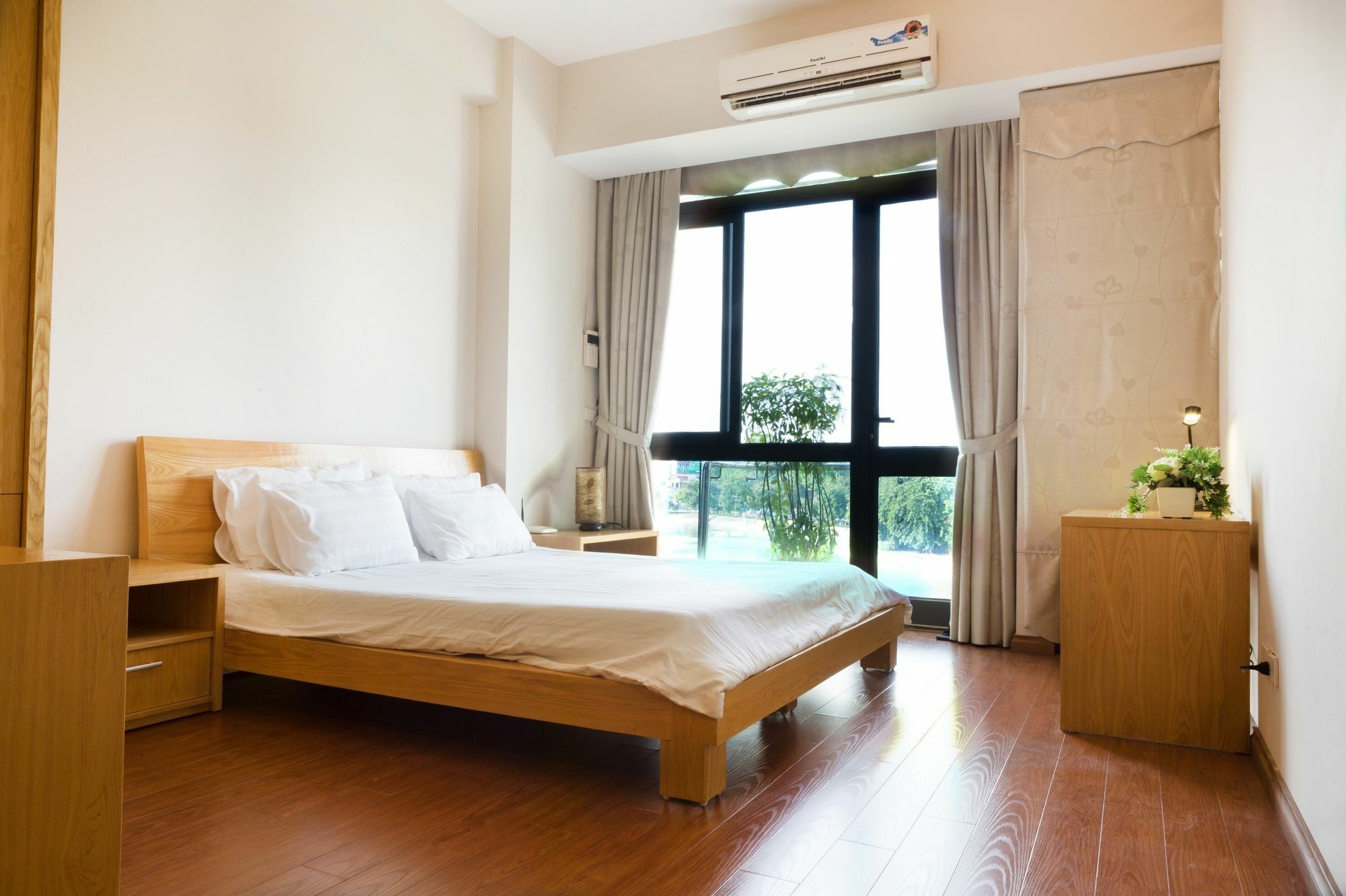 Lake House Studio Hanoi Exterior photo